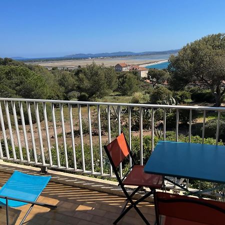 Appartement Hyeres - Costebelle Duplex Vue Mer Balcon Residence Privee Parking - Marie Caroline 外观 照片